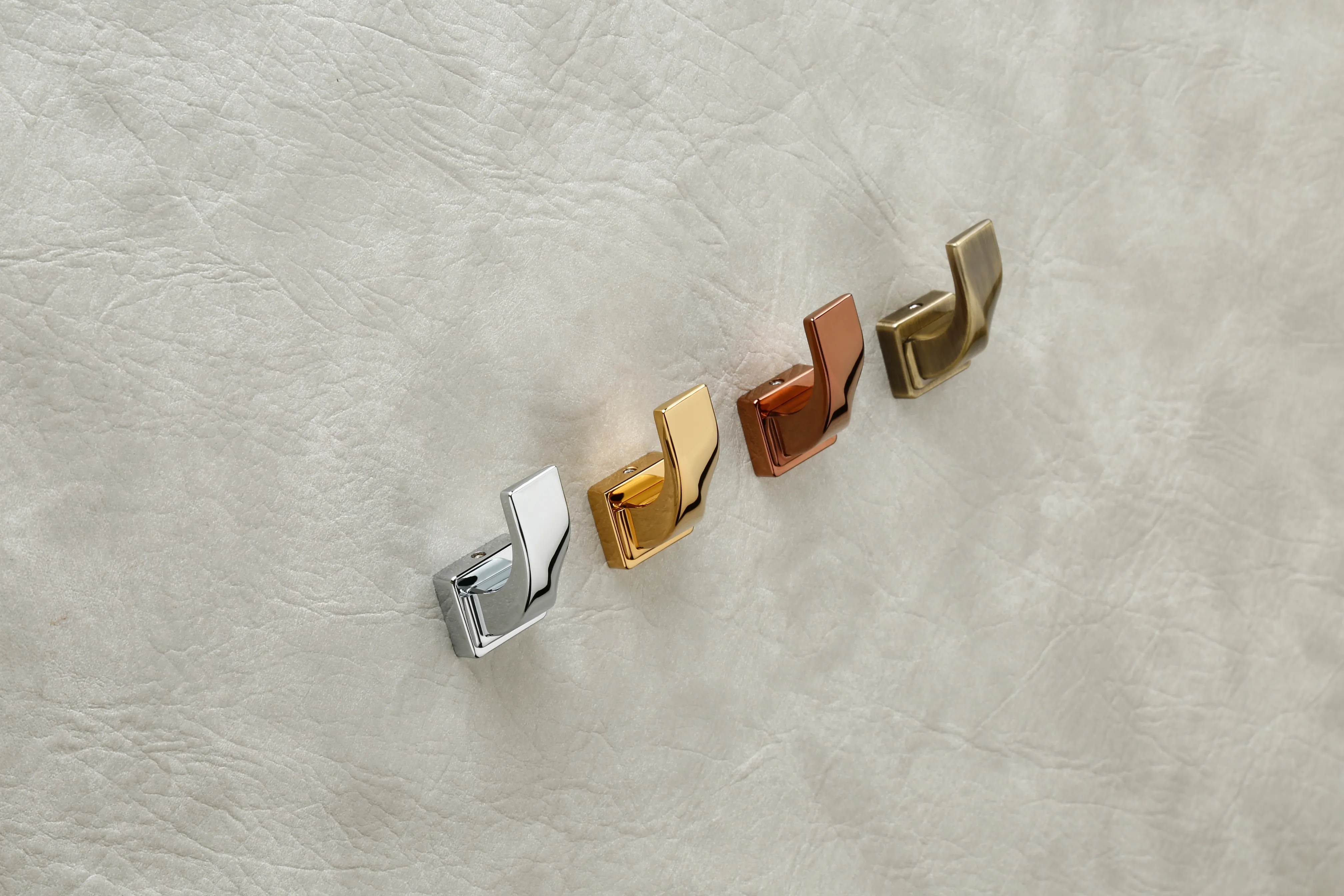FLORA Cloth Hook