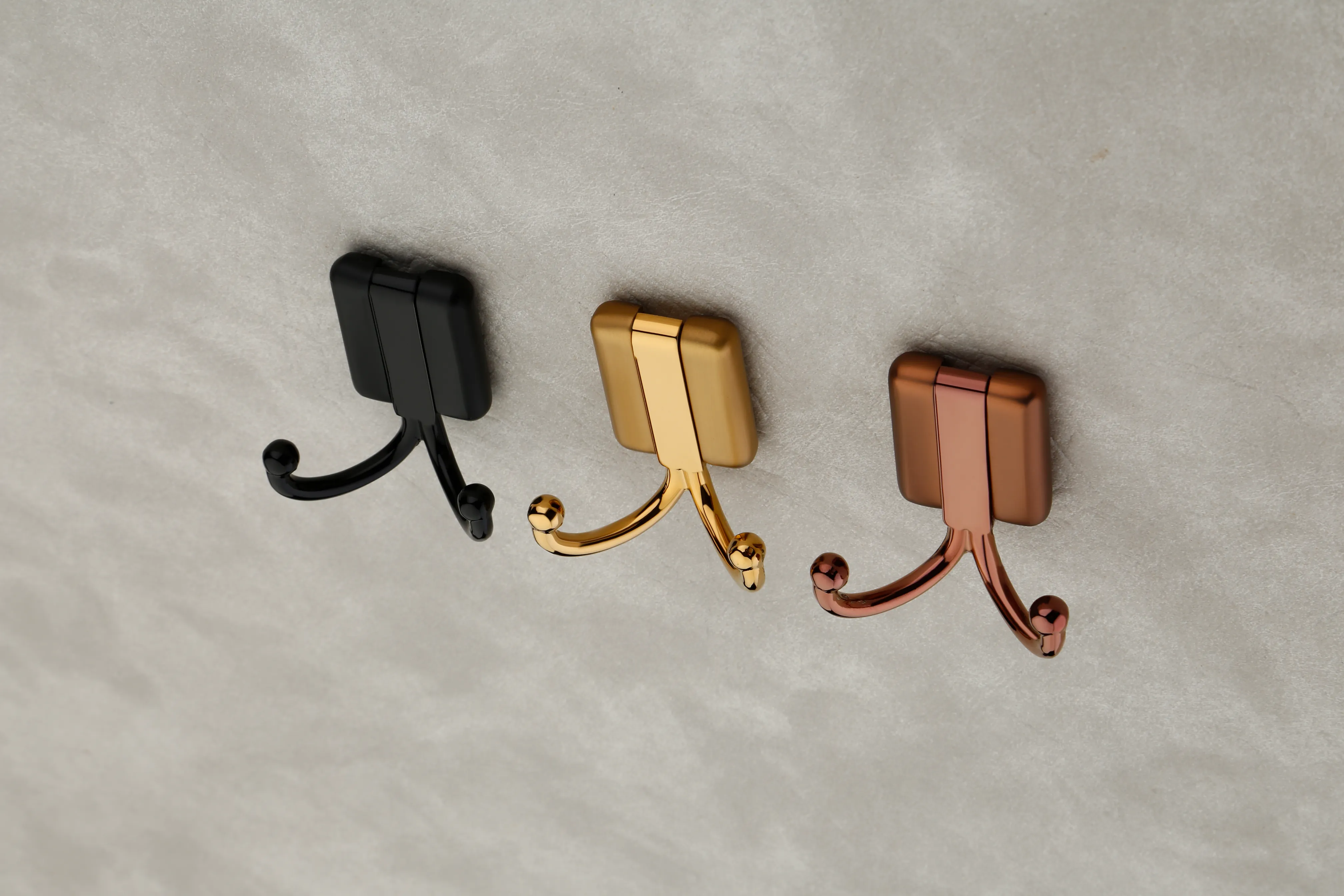 LEXI Cloth Hook