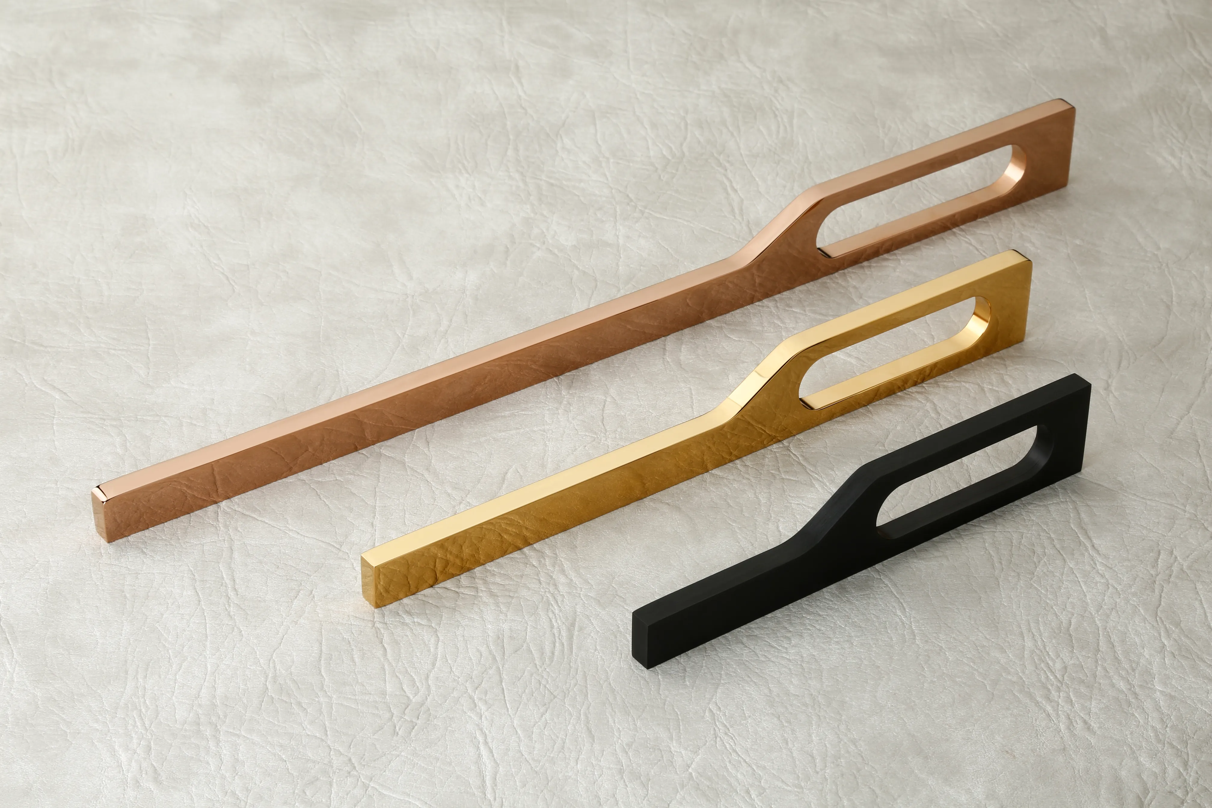 LU-56 Door Handle